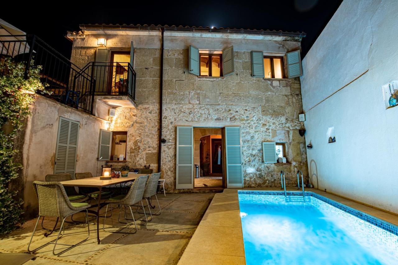 Villa Albuqassim A Modern Townhouse In Pollensa, With Heated Pool Pollença